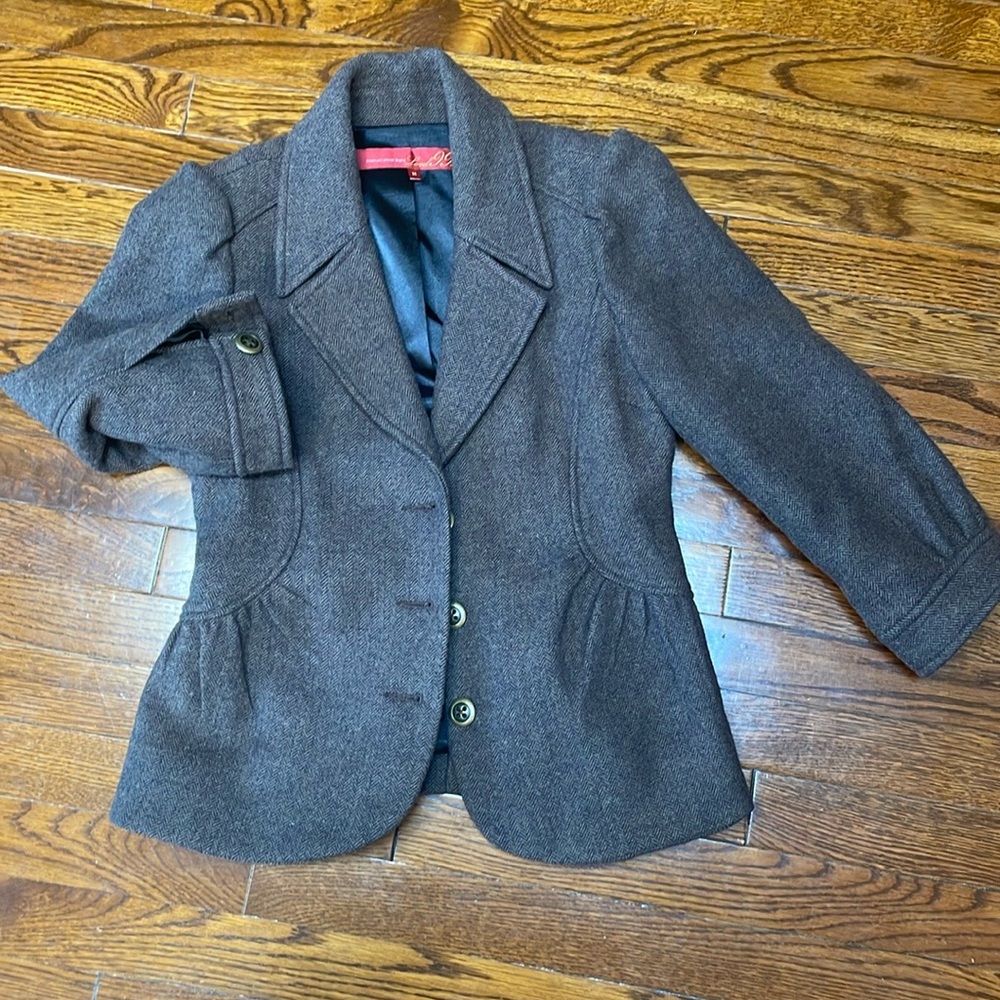 Gorgeous Level 99 Jacket size Medium